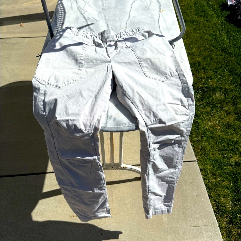 Kith Light Gray Cargo Pants